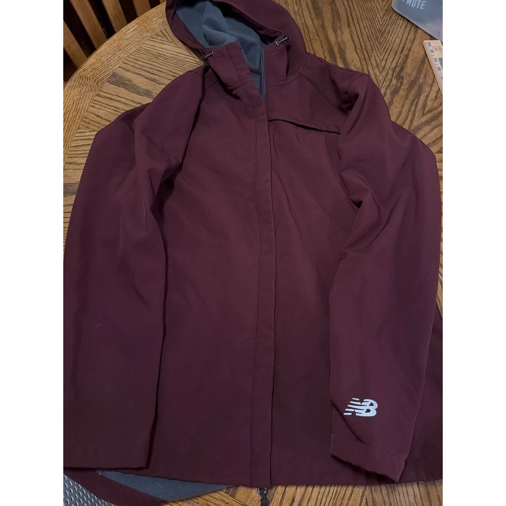 New Balance Womens Burgundy Softshell Fleece Lined Hooded Jacket Large Maroon